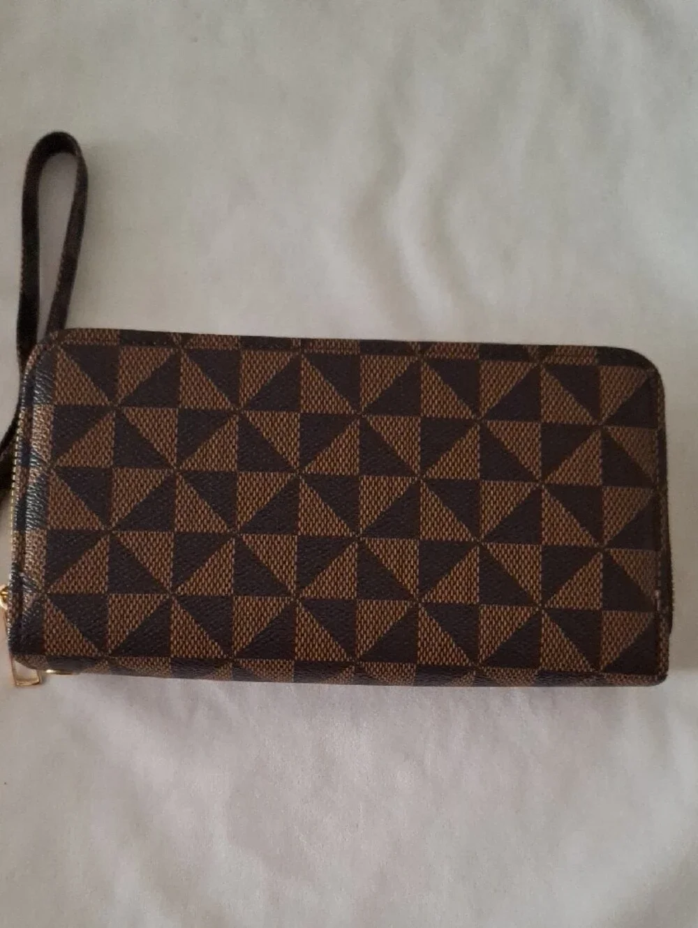 Brown Geometric Zip Wallet Wristlet
